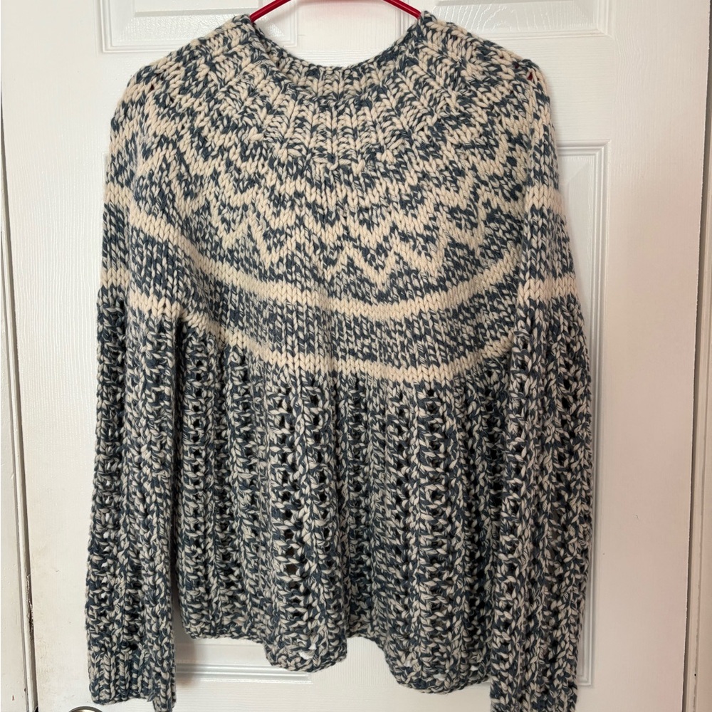 Theory Blue and Cream Knit Sweater cashmere